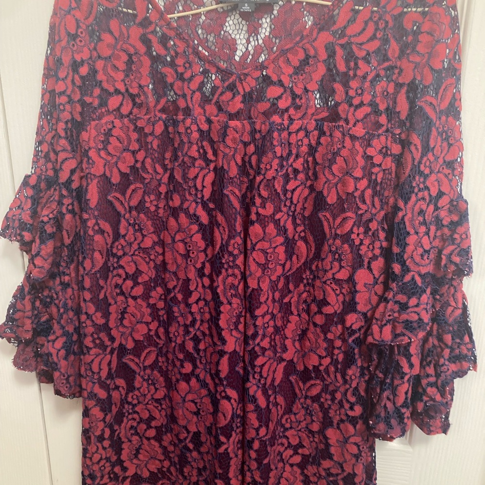 Suzanne Betro Red and Navy Ruffled Bell Sleeve Blouse